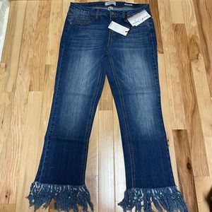 Judy Blue Cropped Fit Fringe Jeans 9/29